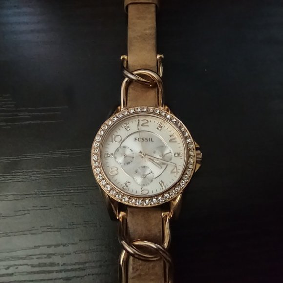 Fossil Riley Watch Ladies Womens ES 3466 Rose Gold and Crystal on Leather Band - Picture 1 of 8